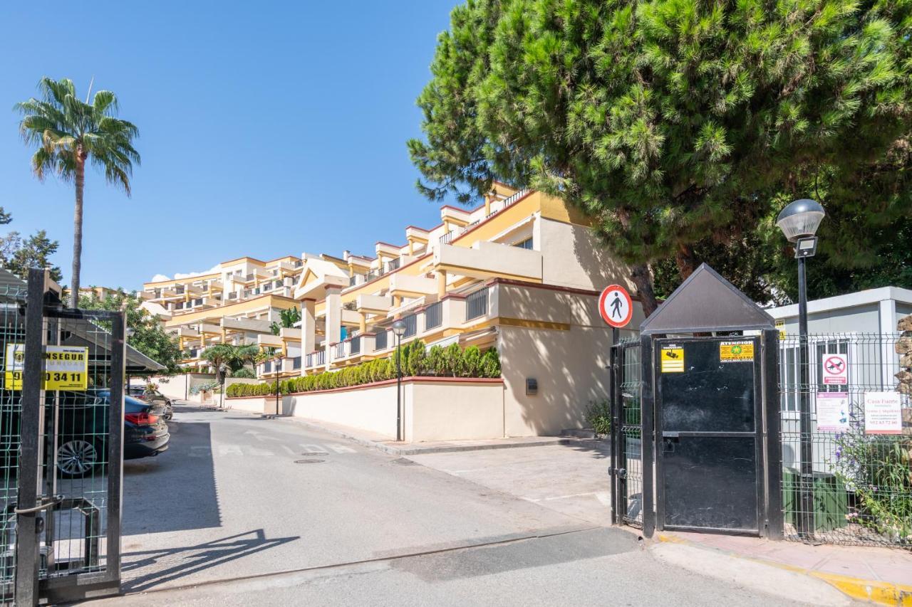 Soek La Romana Seafront Marbella Esterno foto
